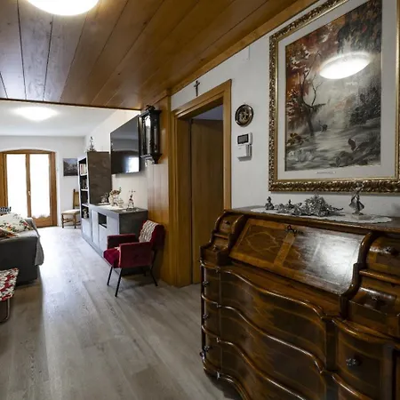 Palazzo Cervesato Appartamento: Maria Luisa Apartment