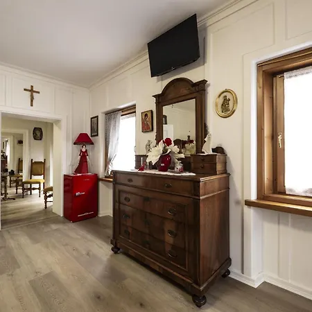 Palazzo Cervesato Appartamento: Maria Luisa Apartment Santo Stefano Di Cadore