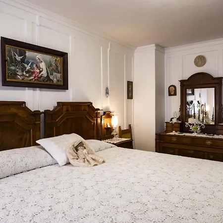 Palazzo Cervesato Appartamento: Maria Luisa Apartment